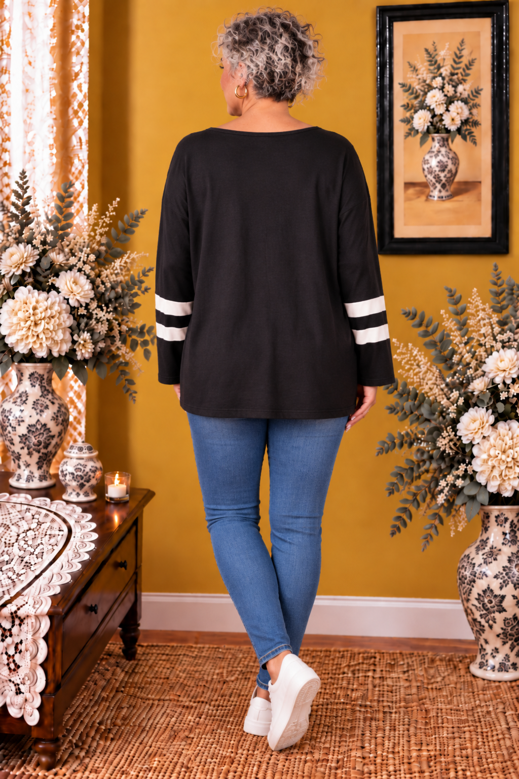 Pull neuf noir blanc taille 5XL