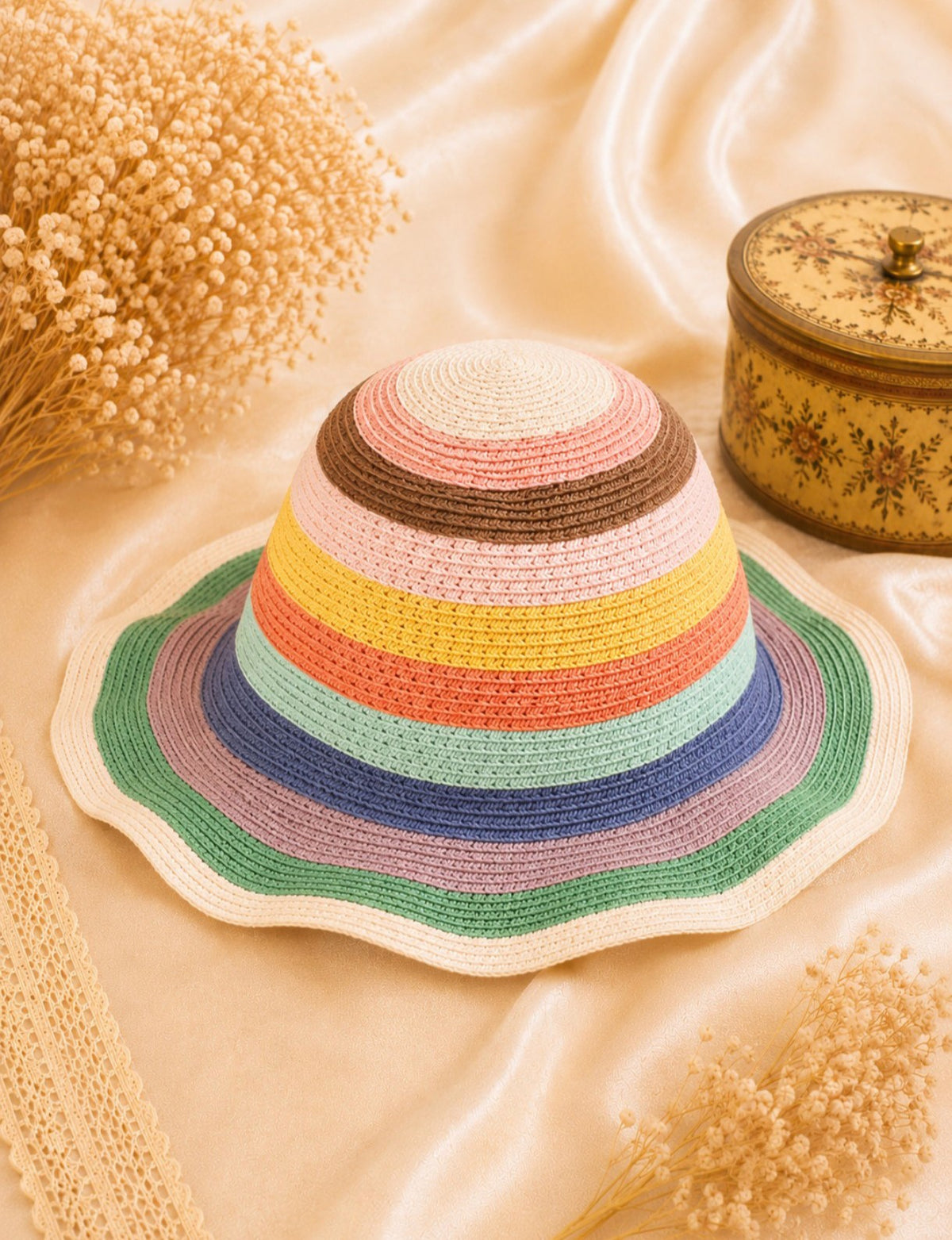Chapeau H&M multicolore style paille larges bords ondulés